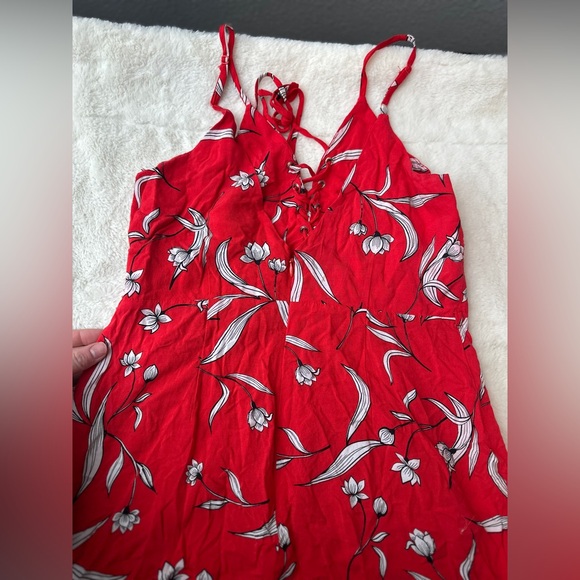 Bardot Amelia floral dress - Picture 3 of 10